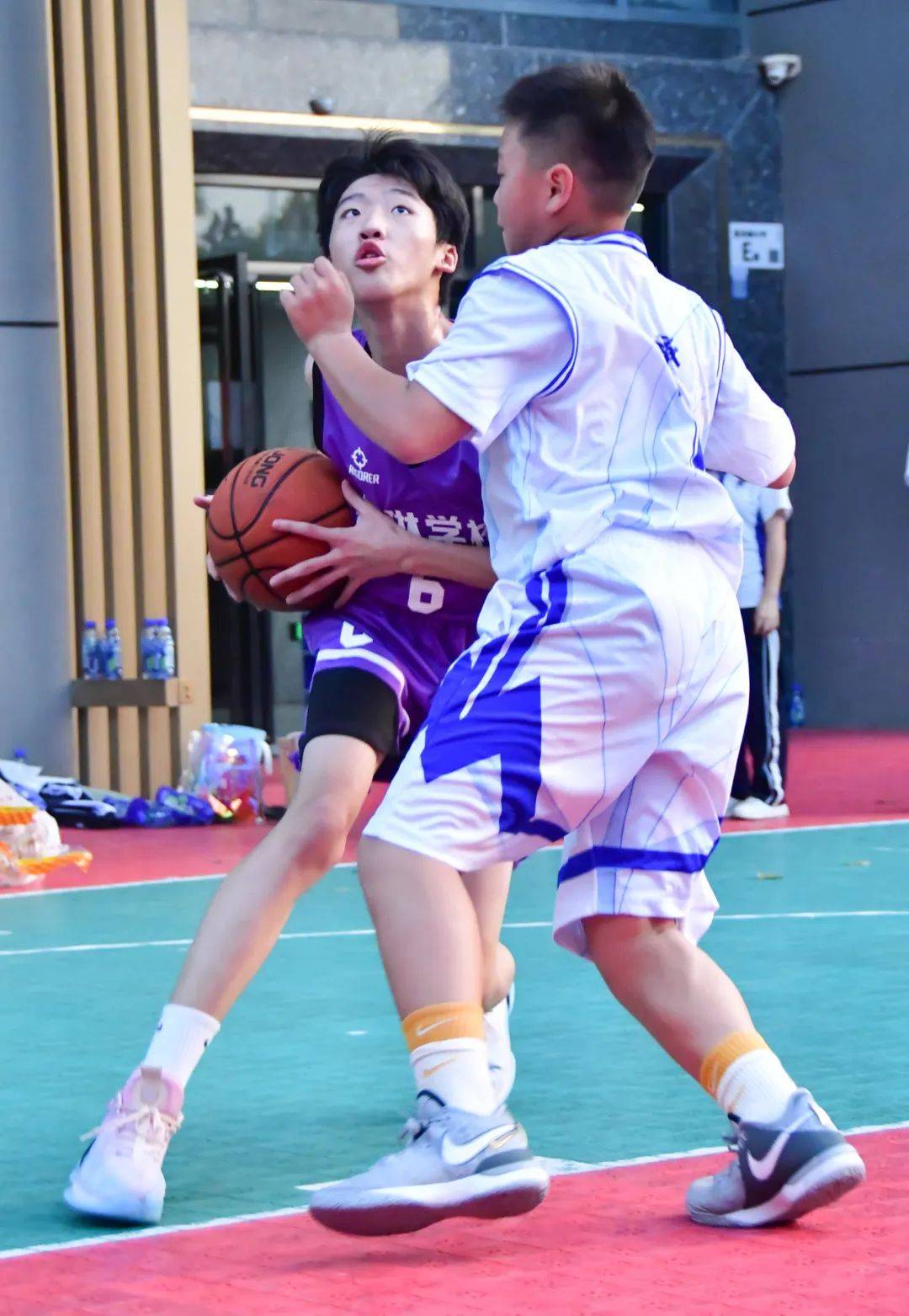 城市篮球新星争霸赛，青春的火花在场上绽放的简单介绍