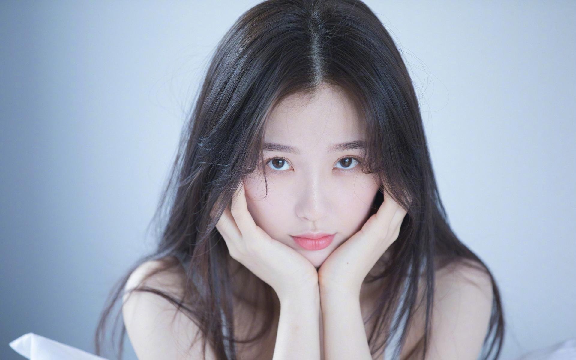 自由泳项目三强角逐 奖牌榜不断刷新，4×200自由泳金牌