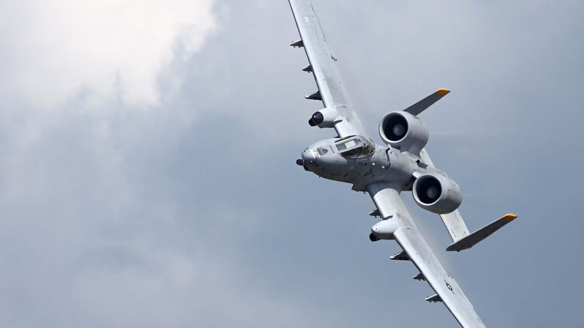 训练平台结合虚拟现实模拟实战场景,虚拟训练系统的发展现状