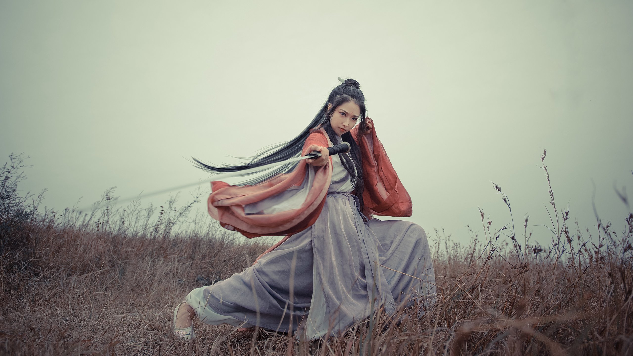 波尔曼的突破与传球精准度让袋鼠队在进攻端形成强大压力,波尔曼斯